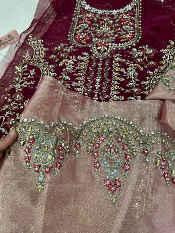 LION RED - Image 3