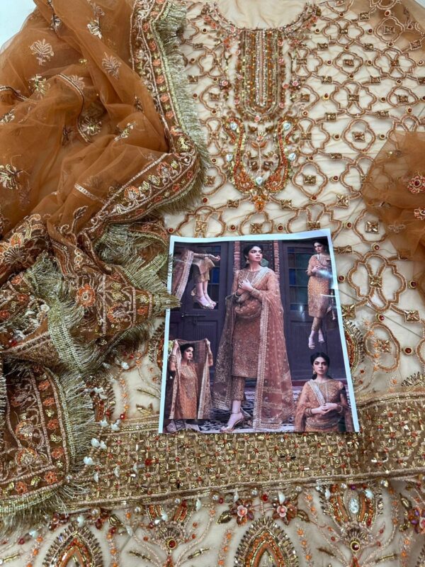 UNIQUE BROWN - Image 2