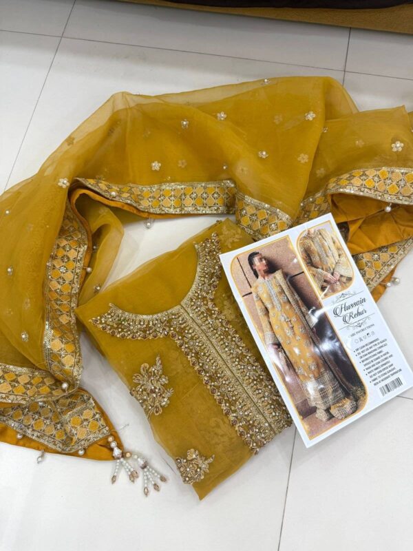 SHERY GRAY - Image 3