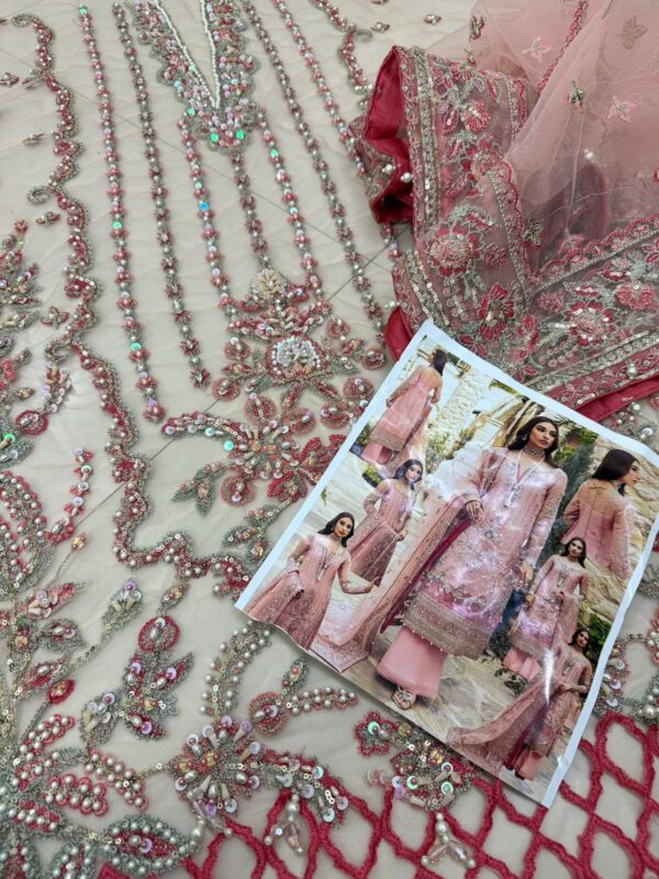 HANIA RED LAWN - Image 3