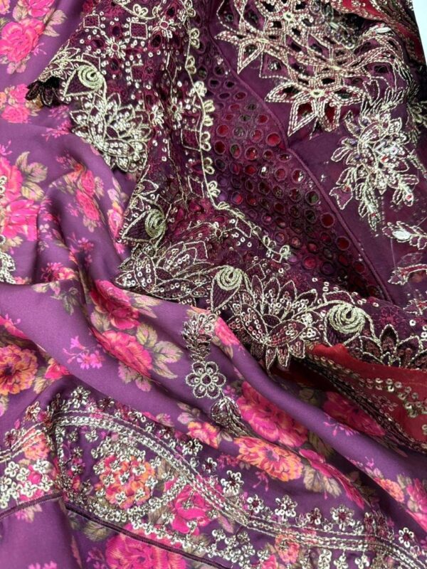 IZNIK DILSHAD - Image 2